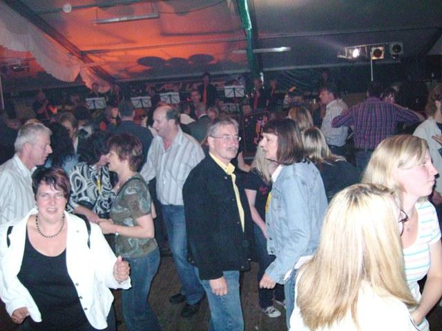 LPIC0245.JPG - EXS0���BESTAUTO 800AUTO���CENTFULLMEDINORMNORMNORM`È���������������¦BÙŠŽ¦ÝôsÉï~–ks|c-�ü�Ú�À�‰�ƒ�€�~�†���˜�Ì�Ã�»�Ý�Á�ë�Ó�Ú�Ú�ò�É�Ï�ª�y�Š���l�“�Ž�ƒ�š�©�·�›�¾…